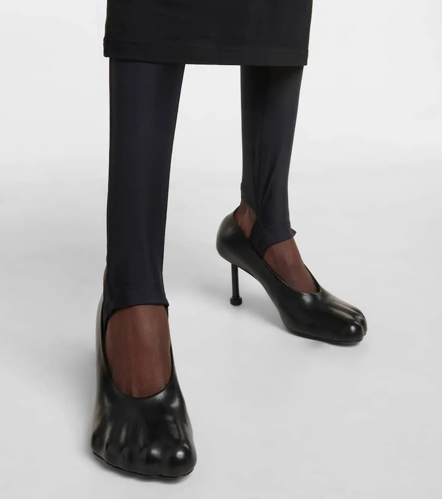 Balenciaga Leather pumps