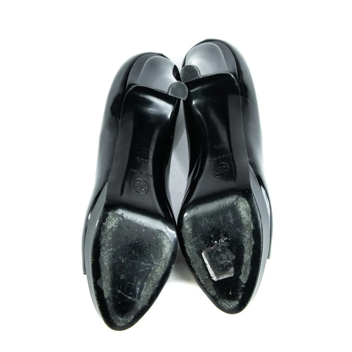 Chanel Black & White Patent Cap Toe Platform Pumps Size US 8.5 | EU 38.5